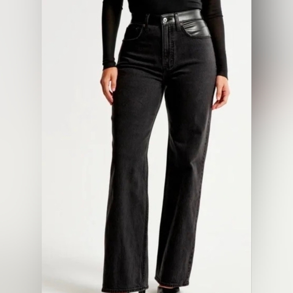 Abercrombie&Fitch Ultra High Rise Ankle Straight Jean Leather Women’s 37/25 Nwt